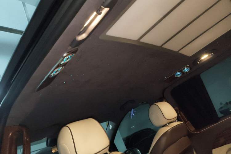 Used Mercedes-Benz Vito 2021 2.0T Business Version 7 Seats Headliner