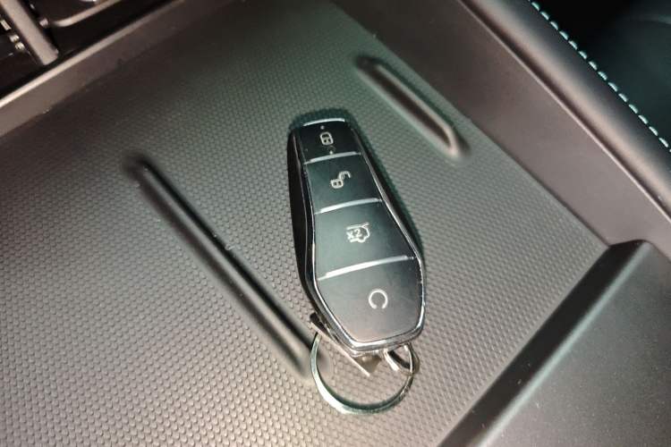 Used BYD Seal 06 New Energy 2025 DM-i Smart Drive 80KM Prestige Model