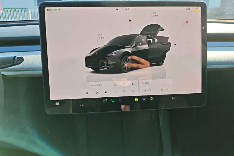 Used Tesla Model Y 2023 Rear-Wheel-Drive Version