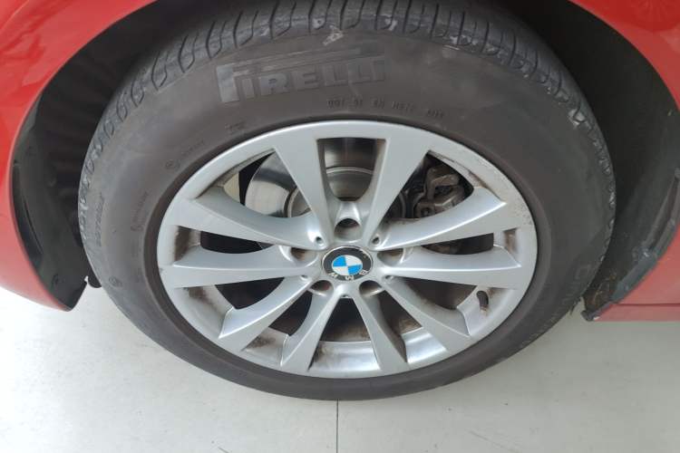 Used BMW 3 Series GT 2016 320i Fashion Model
