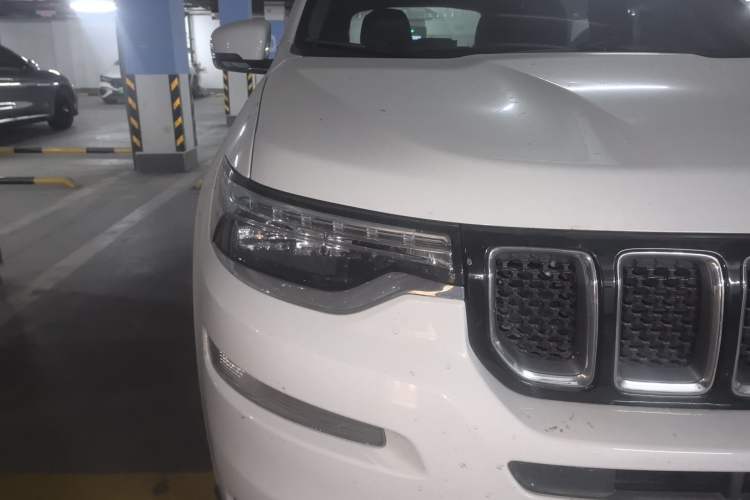 Used Jeep Grand Commander 2018 2.0T Four-Wheel Drive Premium Navigation Version China V