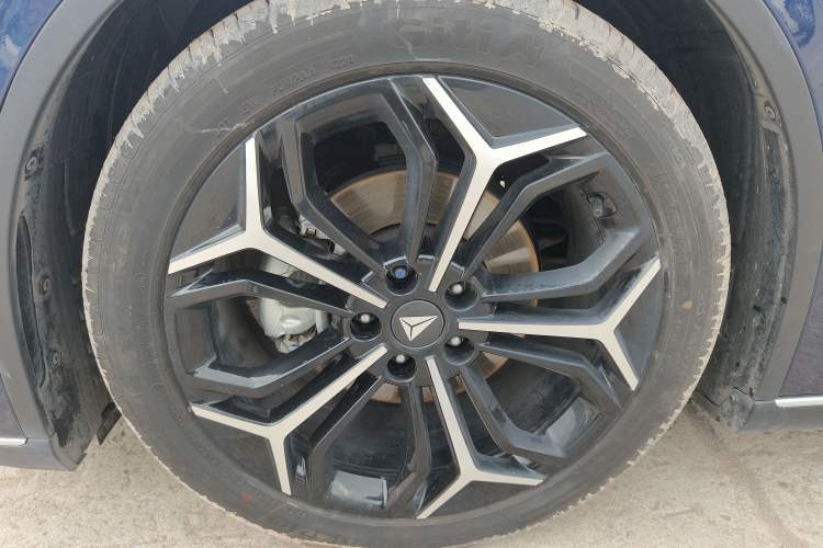 Used Deepal SL03 2023 200Max Range-Extended Version Left Front Wheel Hub