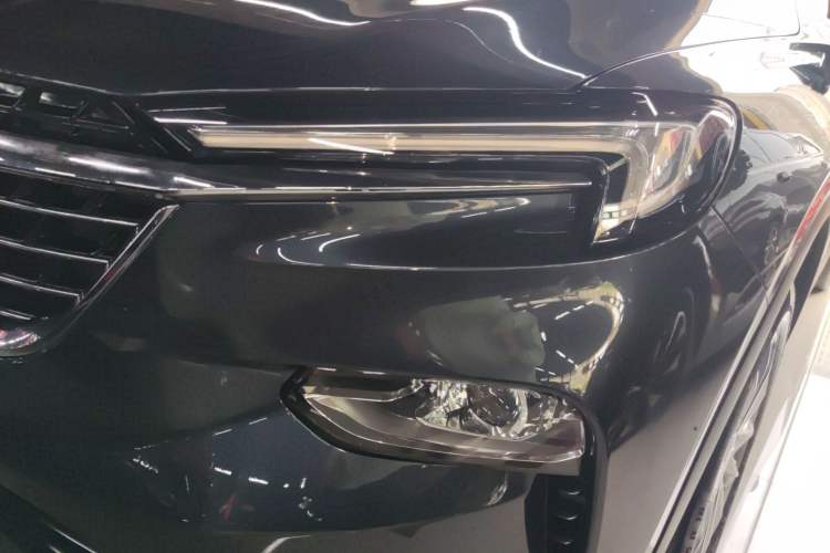 Used Buick Enclave 2020 28T Two-Wheel Drive Luxury Version
