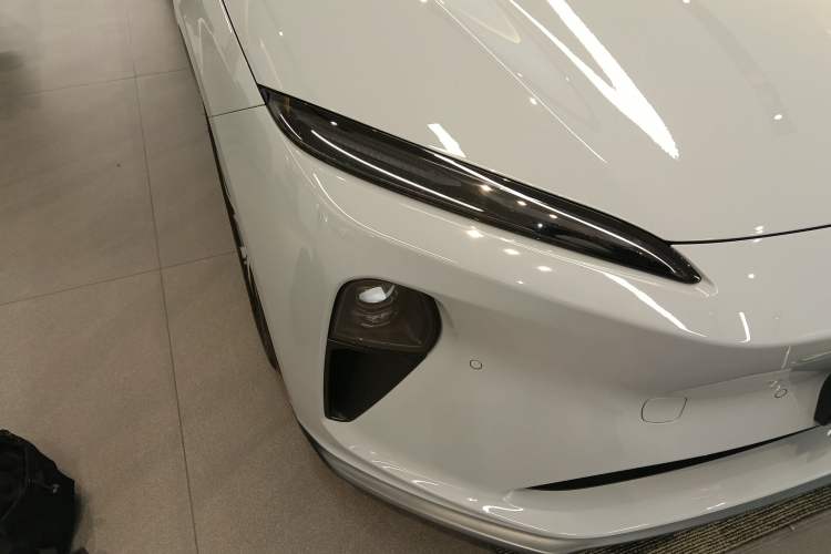 Used Nio ET5 2024 75 kWh Exterior 3