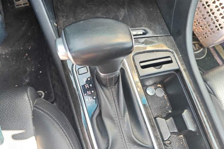 Used Kia K5 2016 1.6T Automatic LUX