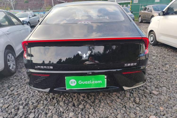 Used Wuling Xingguang 2023 70 Standard Edition Rear