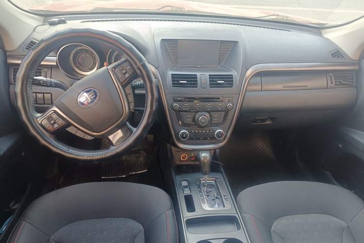 Used Bestune X80 2015 2.0L Automatic Comfort Anniversary Edition