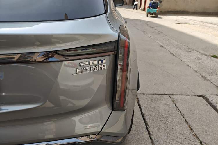 Used Cadillac XT5 2025 2.0T Luxury Version Right Rear Taillight