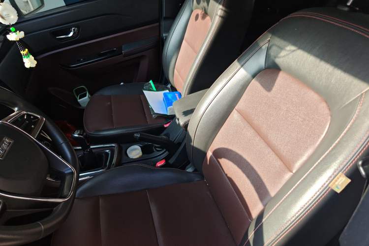 Used Lifan Auto Myway 2016 1.5L Manual Elite Version Left Front Seat