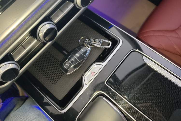 Used Hongqi HS5 2023 2.0T Qixiang Pro Edition
