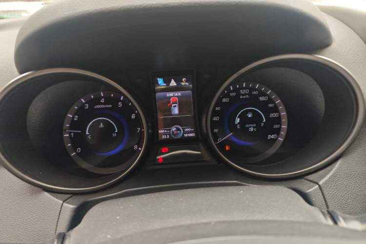Used CHANGAN CS75 2014 2.0L Manual Luxury Version China V Standard Instrument Cluster