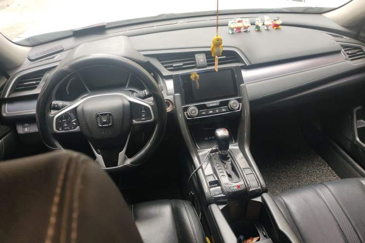 Used Honda Civic 2016 220TURBO CVT Prestige Edition
