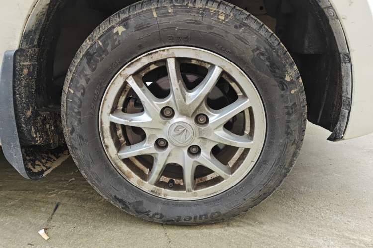 Used BAIC Weiwang M20 2014 1.5L Standard DAM15DL
