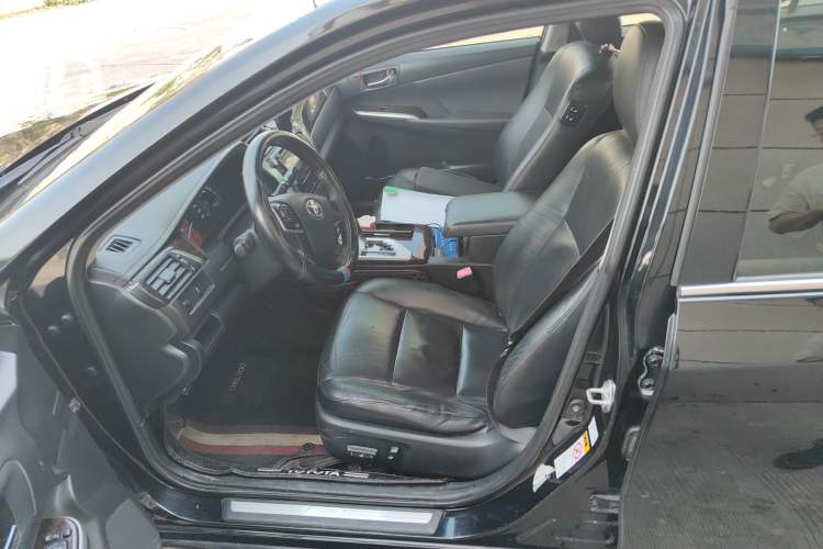 Used Toyota Camry 2015 2.0G Premier Edition Left Front Seat