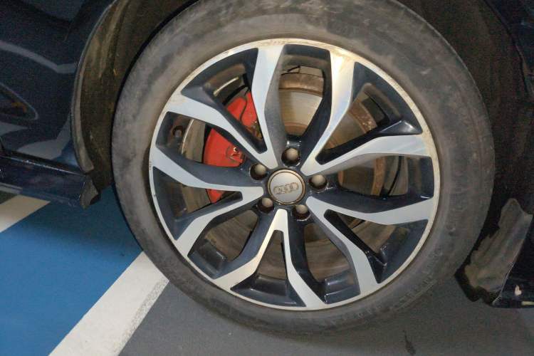 Used Audi A6L 2018 30th Anniversary Edition 35 TFSI Fashion Model
