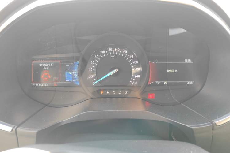 Used Ford Edge 2018 EcoBoost 245 Two-Wheel-Drive Titanium 7-Seater China V Standard
