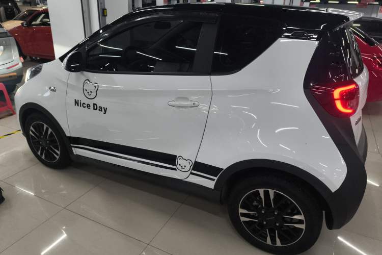 Used Chery New Energy Little Ant 2022 Sweet Pink Edition Half-Sugar Version Lithium Iron Phosphate 30 kW 301 km