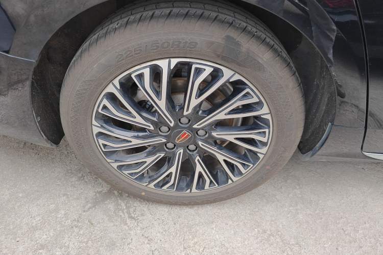 Used Hongqi H5 2024 2.0T Automatic Smart Connect Flagship Edition