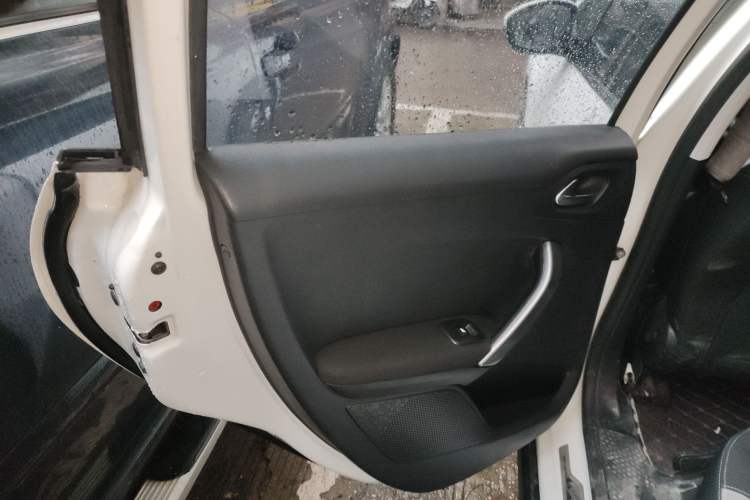 Used Peugeot 2008 2014 1.6L Automatic Trend Edition