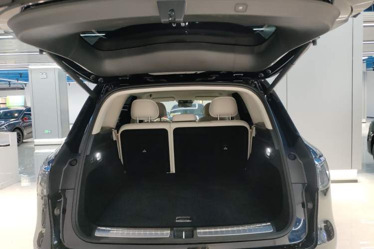 Used Hima AITO M8 2025 Extended-Range Max+ Version 53.4 kWh 5-Seater Edition
