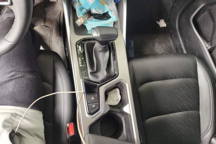 Used Geely Auto Emgrand 2022 4th Generation 1.5L CVT Luxury Model
