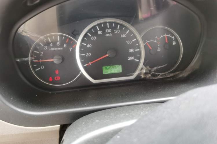 Used Wuling Hongguang 2013 1.5L Standard Version Odometer Close Up