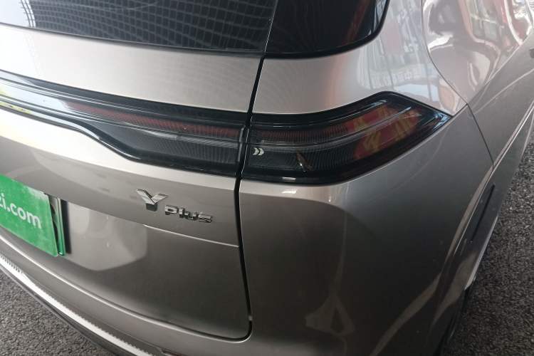 Used AION Y 2023 Younger
