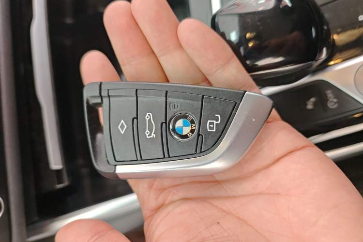 Used BMW 3 Series 2022 Restyled 320Li M Sport Package Interior 1