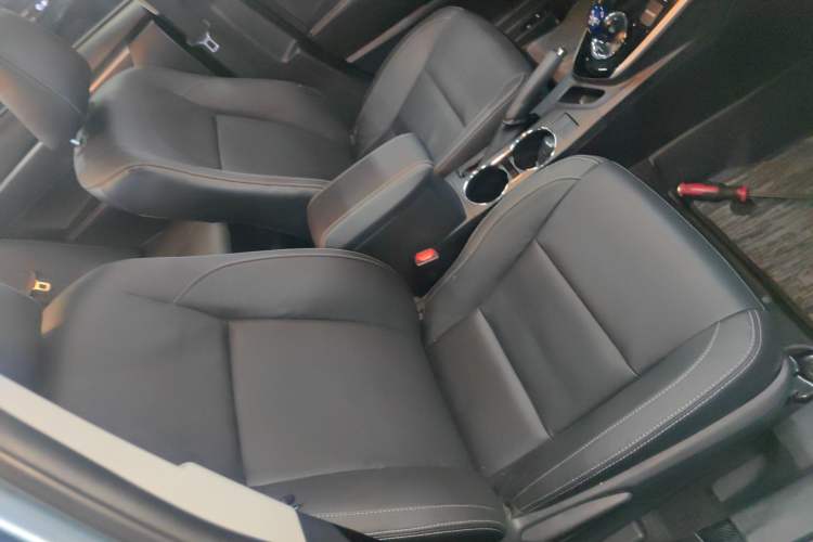 Used Toyota Corolla 2017 Revised Dual-Engine 1.8L E-CVT Elite Edition