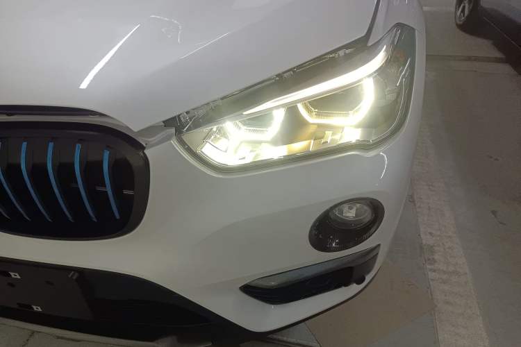 Used BMW X1 New Energy 2019 xDrive25Le Mileage Upgrade Version Left Front Headlight