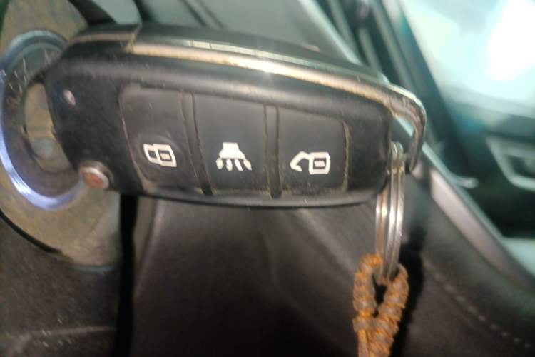 Used JETOUR X70M 2021 1.5T Manual Urban Partner 7-Seater
