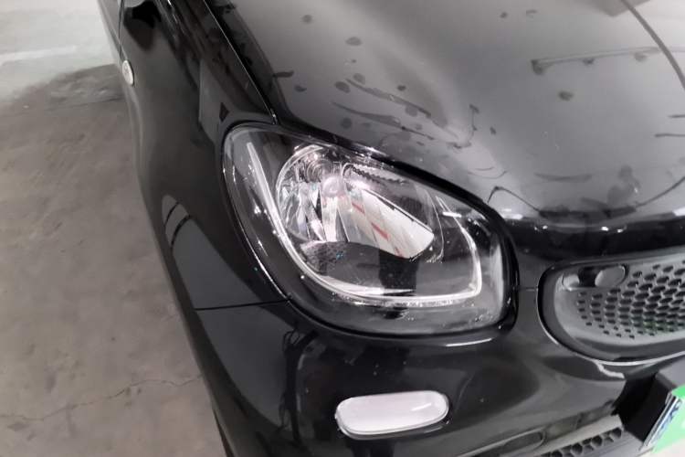 Used smart forfour 2018 1.0L 52kW Passion Edition
