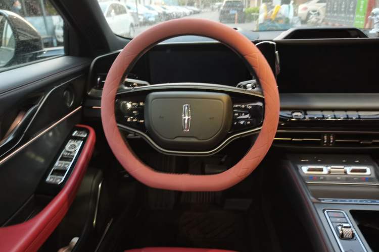 Used Lincoln Z 2025 2.0T Knight Special Edition Steering Wheel