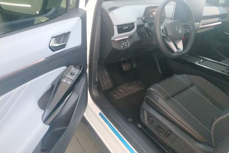 Used Volkswagen ID.4 X 2025 Smart Version Pure & Intelligent Enjoyment Edition Driver Seat