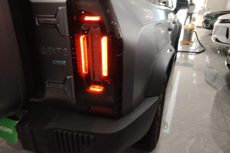 Used JETOUR Traveler C-DM 2024 C-DM 206KM Four-Wheel Drive Wilderness Edition Right Rear Taillight