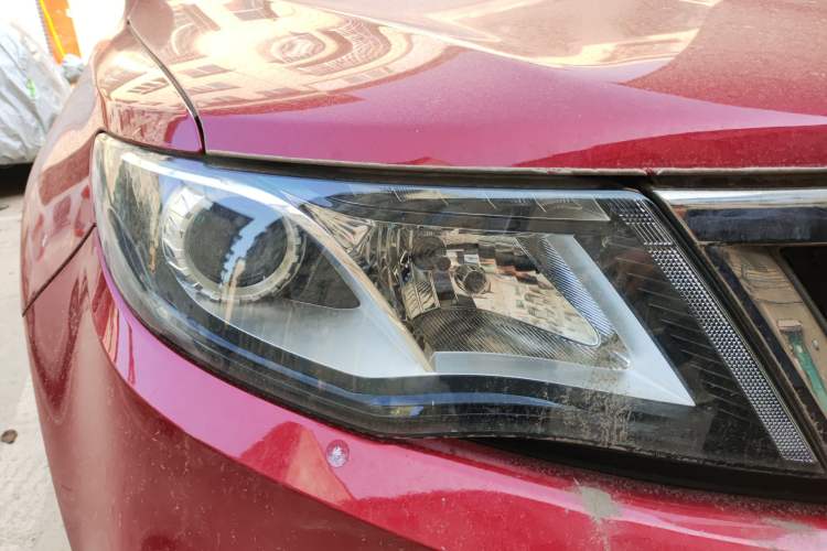 Used Geely Auto Emgrand X7 Sport 2018 1.8TD Automatic Two-Wheel Drive Zhiya Model