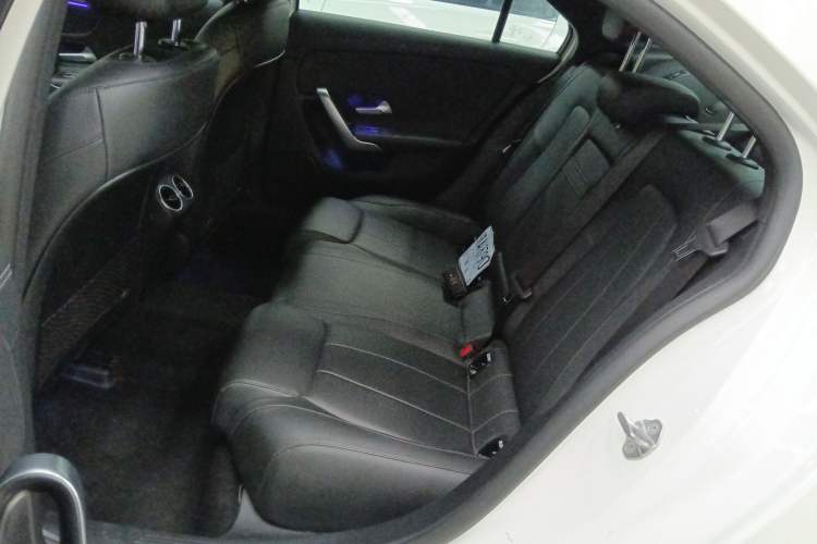 Used Mercedes-Benz A-Class 2022 Restyled A 200 L Sport Sedan Fashion Version
