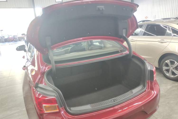 Used Buick Verano 2015 Sedan 15S Automatic Leading Model Trunk