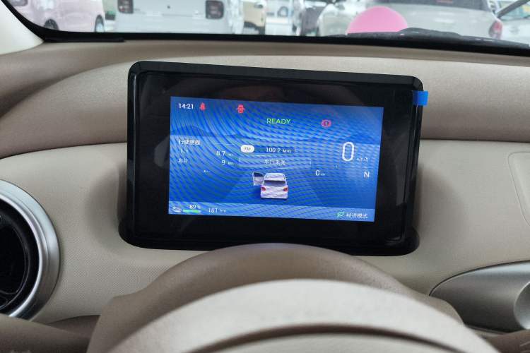 Used Wuling Hongguang MINIEV 2025 Four-Door Version Advanced Edition Instrument Cluster