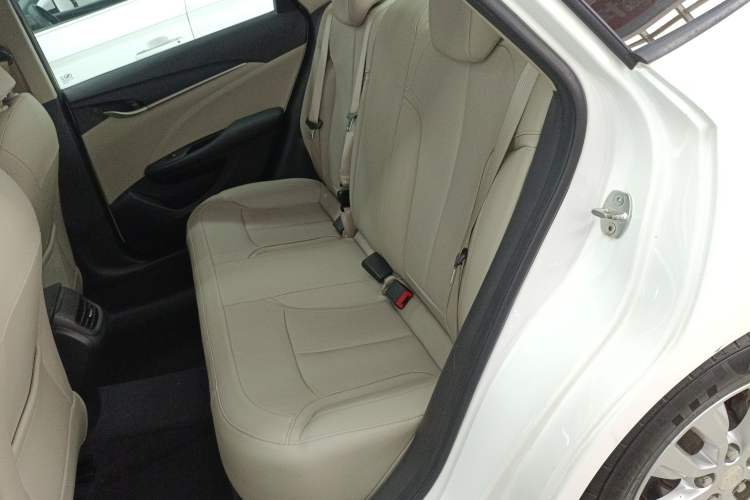 Used Buick GT 2018 15T Dual-Clutch Elite Model China V Standard