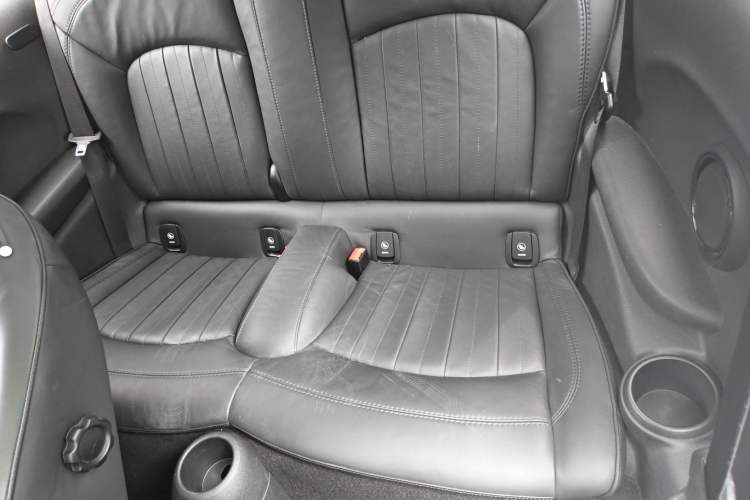 Used MINI 2021 2.0T COOPER S Artist Left Rear Seat
