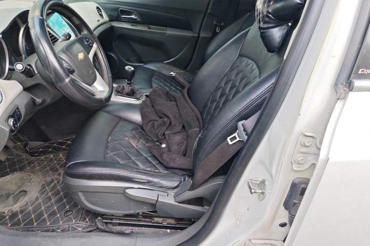 Used Chevrolet Cruze 2012 1.6L SE MT
