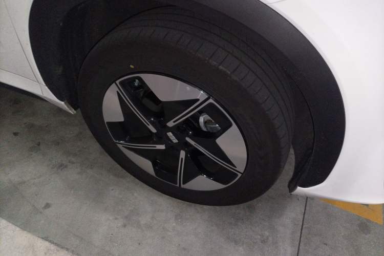 Used Geely Galaxy E5 2024 440km Launch Edition