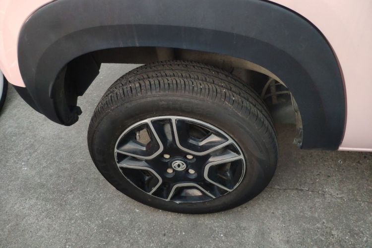 Used Dongfeng NAMMI BOX 2022 Light Wind Edition 201KM Lightning Model Right Rear Wheel Hub