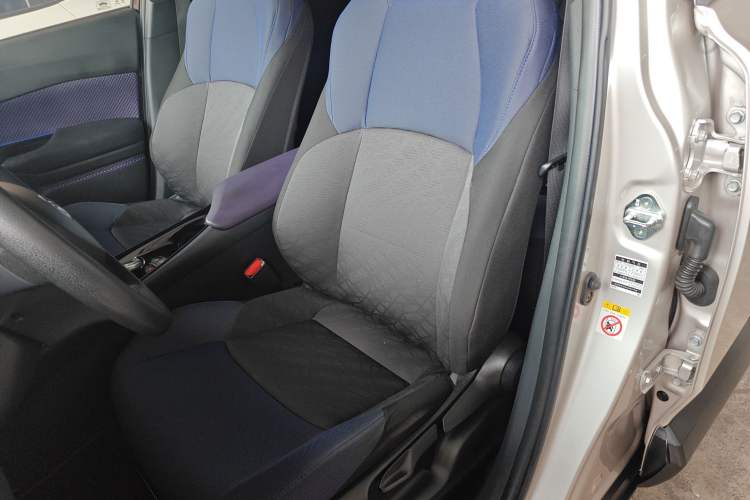 Used Toyota C-HR 2020 2.0L Leading Edition Left Front Seat