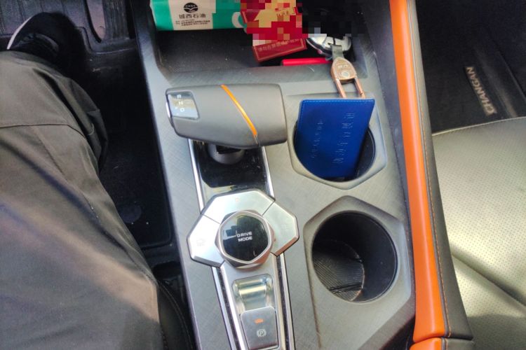 Used CHANGAN UNI-V 2022 1.5T Prestige Version