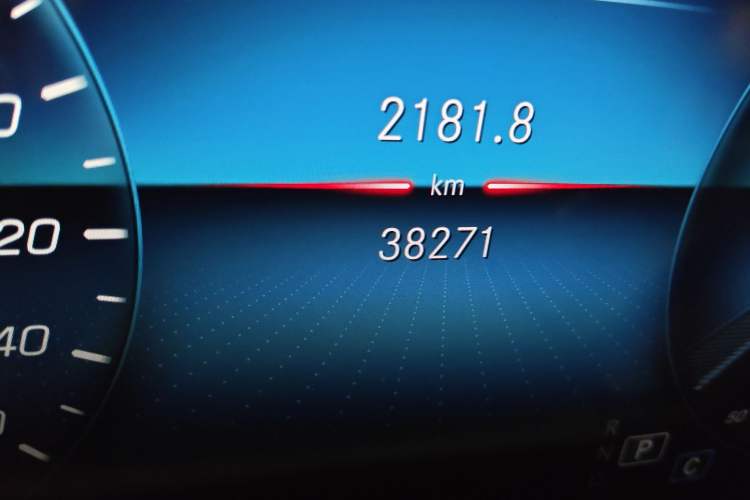 Used Mercedes-Benz A-Class 2022 Second Facelift A 200 L Sport Sedan Fashion Version
