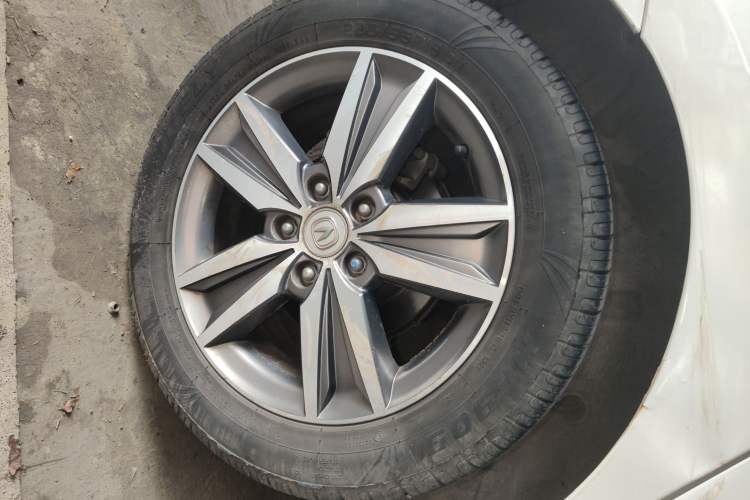 Used CHANGAN Eado 2015 1.6L Manual Luxury Model China V Standard