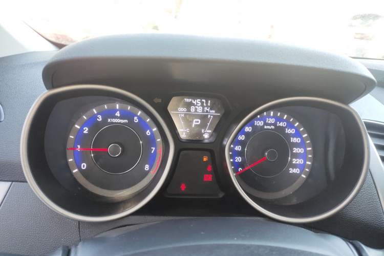Used Hyundai Elantra (5th Generation / Langdong) 2015 1.6L Automatic Fashion Model Instrument Cluster