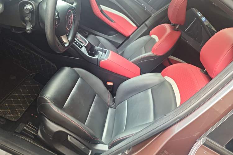 Used MG 5 2022 180 DVVT CVT Youth Luxury Edition Left Front Seat